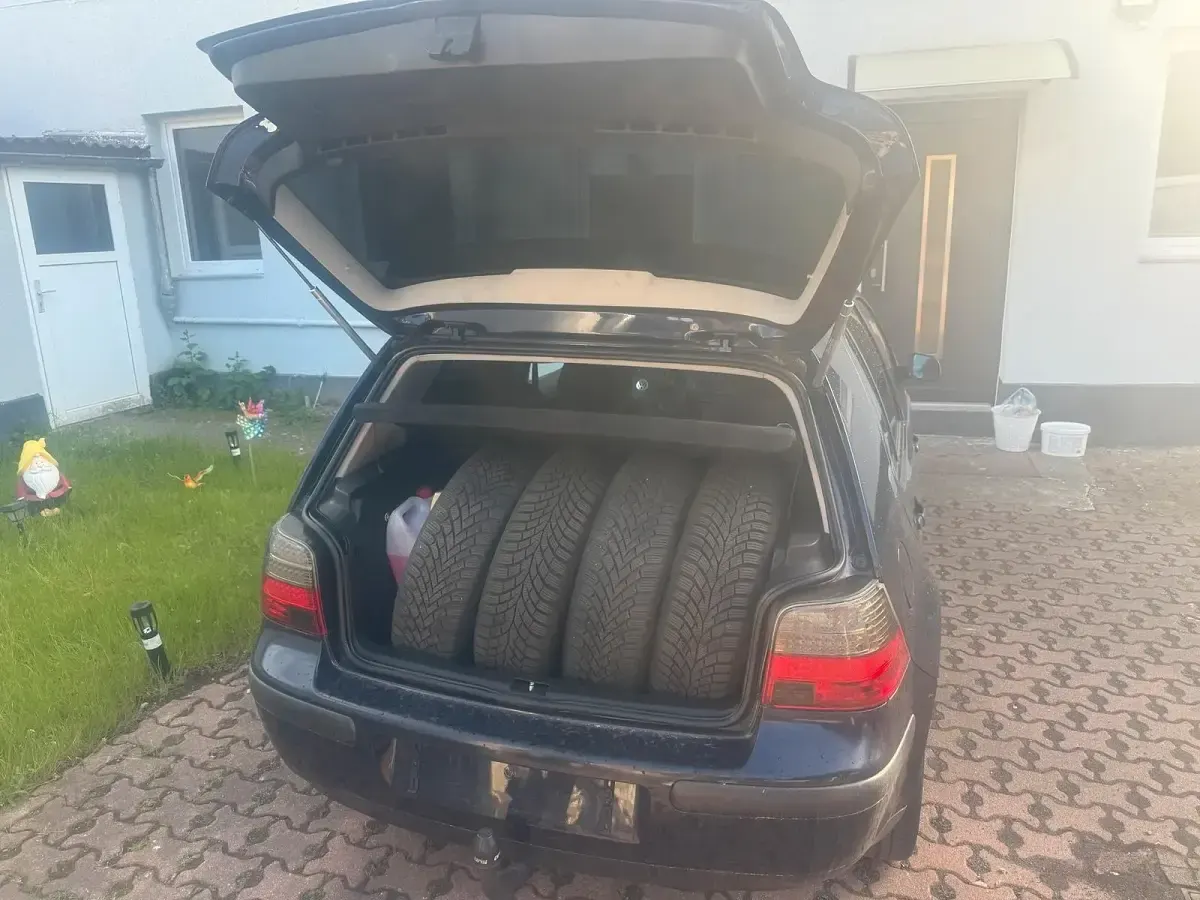 Gebraucht VW Golf III 102 PS (75 kW) 1998 Blau Limousine