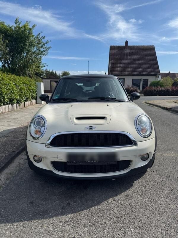 Beige Gebraucht 2009 Mini Cooper S Coupé Coupé | 7.890 € (Fairer Preis) - Bild 1/4