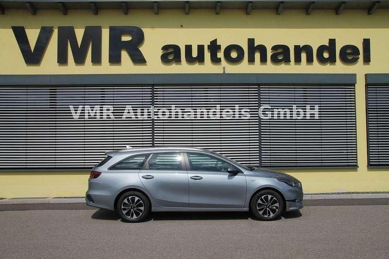 Silber Neu 2025 Kia Ceed Sportswagon Kombi | 24.590 € (Guter Preis) - Bild 1/4
