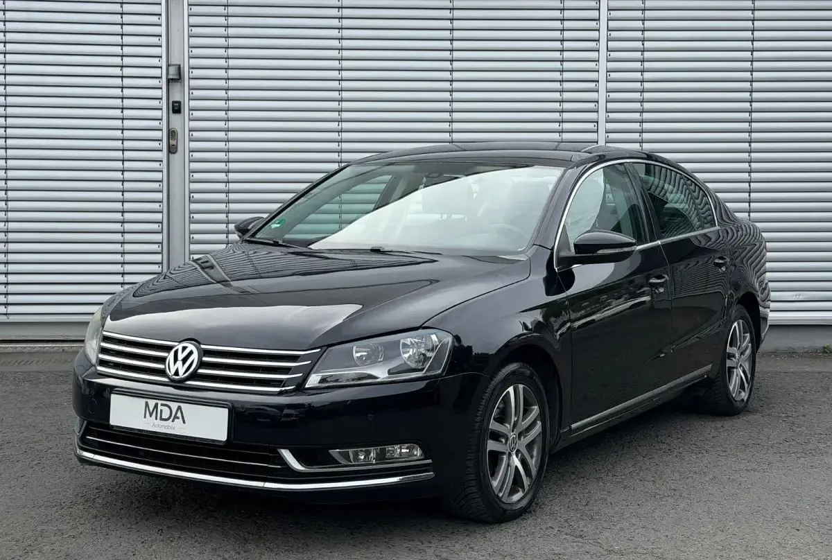 Gebraucht VW Passat Highline 160 PS (117 kW) 2011 Schwarz Limousine