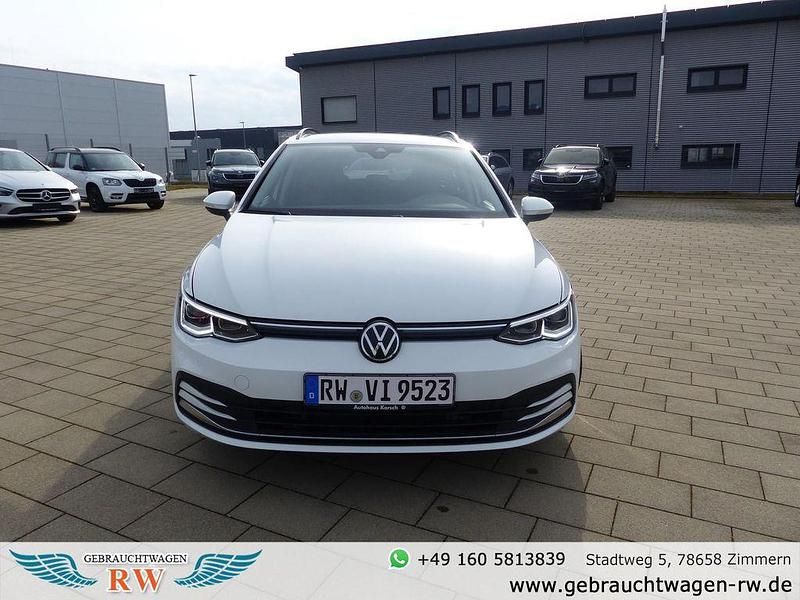 Gebraucht VW Golf VII 150 PS (110 kW) 2021 Weiß Kleinwagen