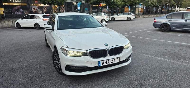 Gebraucht BMW 520 190 PS (139 kW) 2020 Weiß Limousine