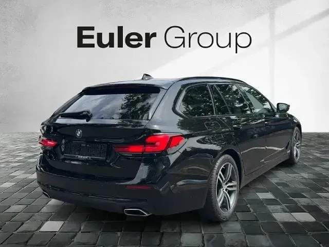 Gebraucht BMW 520 Shadowline 184 PS (135 kW) 2023 Schwarz Limousine