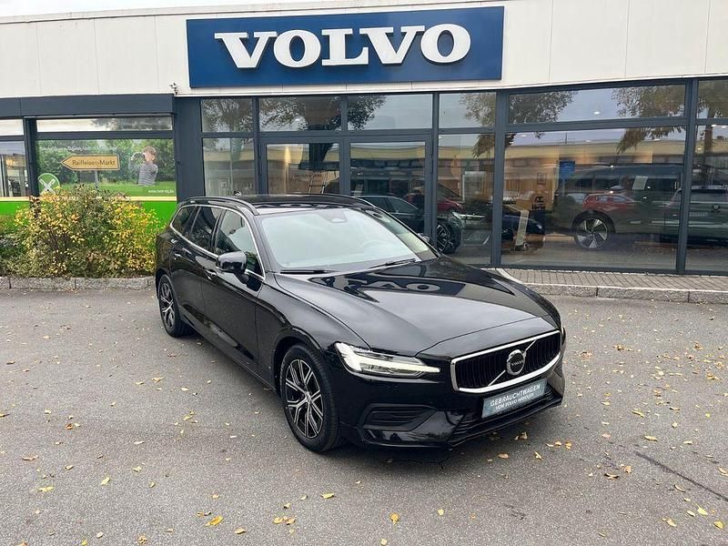 Schwarz Gebraucht 2023 Volvo V60 Kombi | 26.900 € (Superpreis) - Bild 1/4