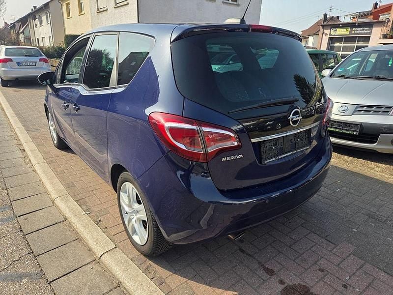 Gebraucht Opel Meriva Innovation 140 PS (102 kW) 2015 Blau Van / Kleinbus
