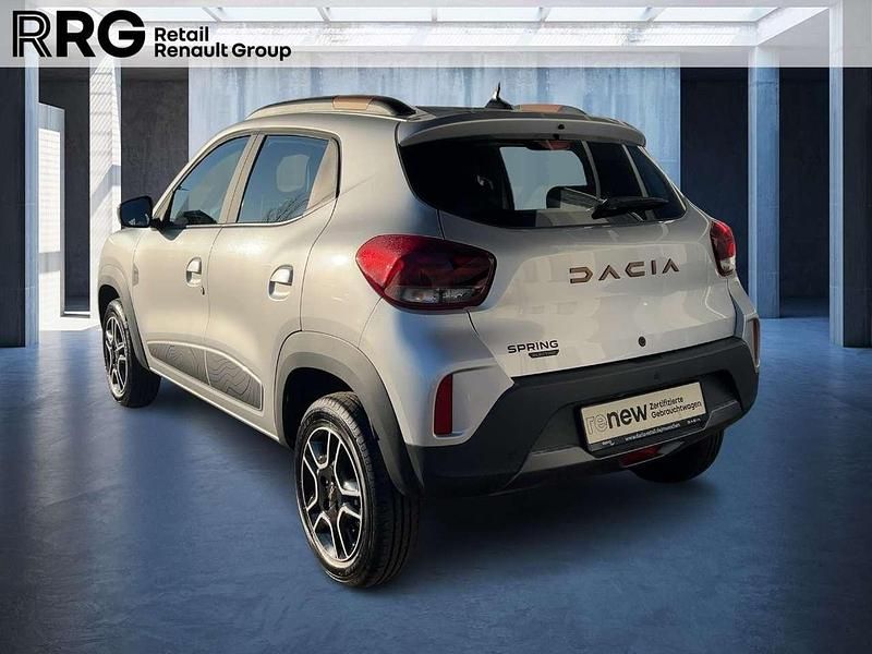 Second-hand Dacia Spring Extreme 19 kW (26 CP) 2024 Gri Hatchback