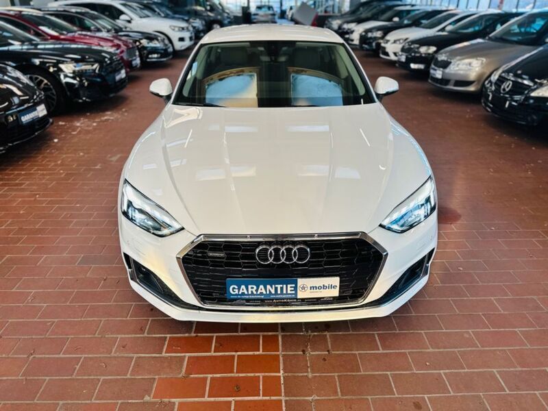 Weiß Gebraucht 2020 Audi A5 Sportback Advanced Coupé | 37.300 € (Etwas zu teuer) - Bild 1/4