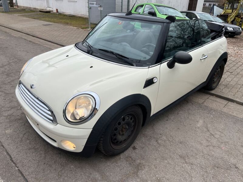 Weiß Gebraucht 2010 Mini One Cabriolet Cabrio | 5.590 € (Fairer Preis) - Bild 1/4