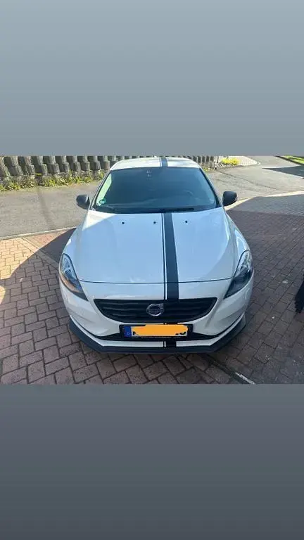 Gebraucht Volvo V40 R-Design 200 PS (147 kW) 2014 Weiß Limousine