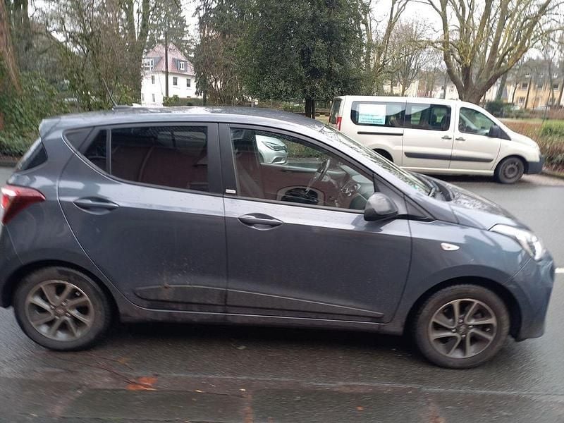 Gebraucht Hyundai i10 Passion 2019 Grau Kleinwagen