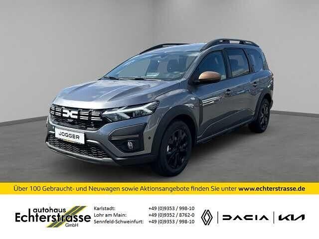 Dolomitgrau Gebraucht 2025 Dacia Jogger Extreme Van / Kleinbus | 24.339 € (Etwas zu teuer) - Bild 1/4