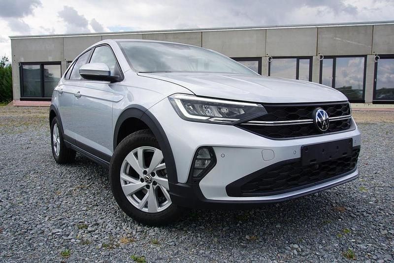 Neu VW Taigo 95 PS (69 kW) 2025 Reflexsilber metallic SUV