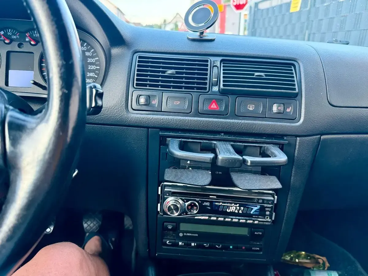 Gebraucht VW Golf IV 2004 Schwarz Kleinwagen