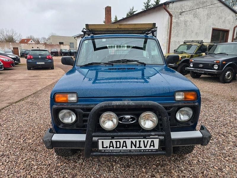 Gebraucht Lada Taiga 83 PS (61 kW) 2016 Blau SUV