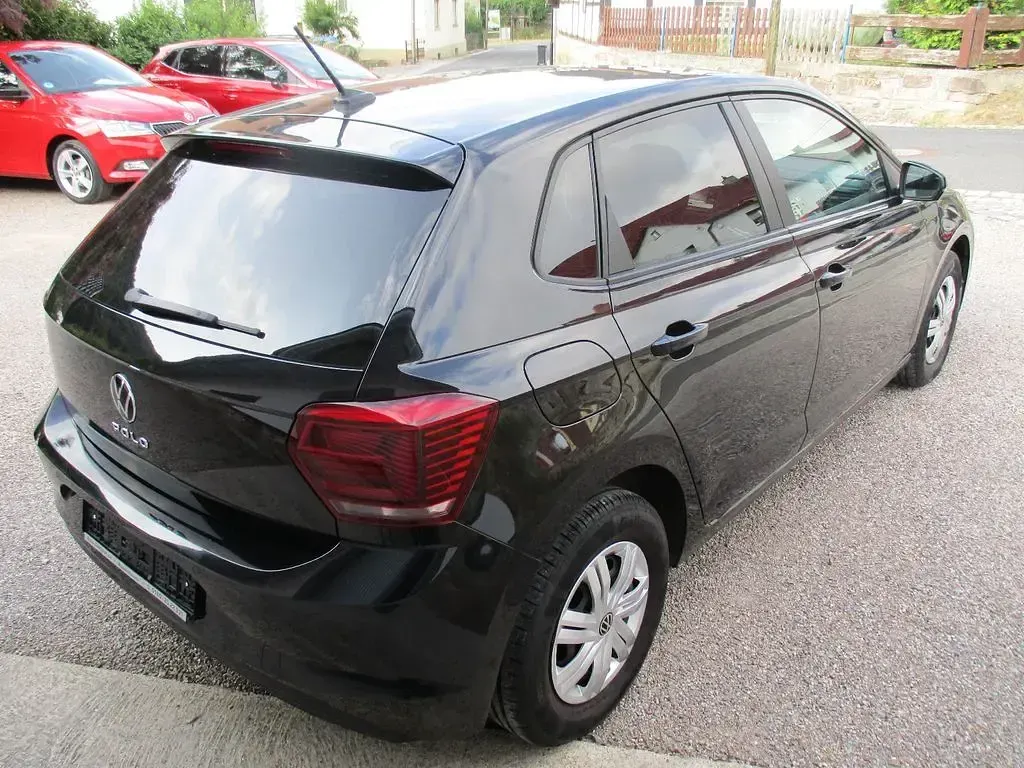 Gebraucht VW Polo 80 PS (58 kW) 2021 Schwarz Kleinwagen