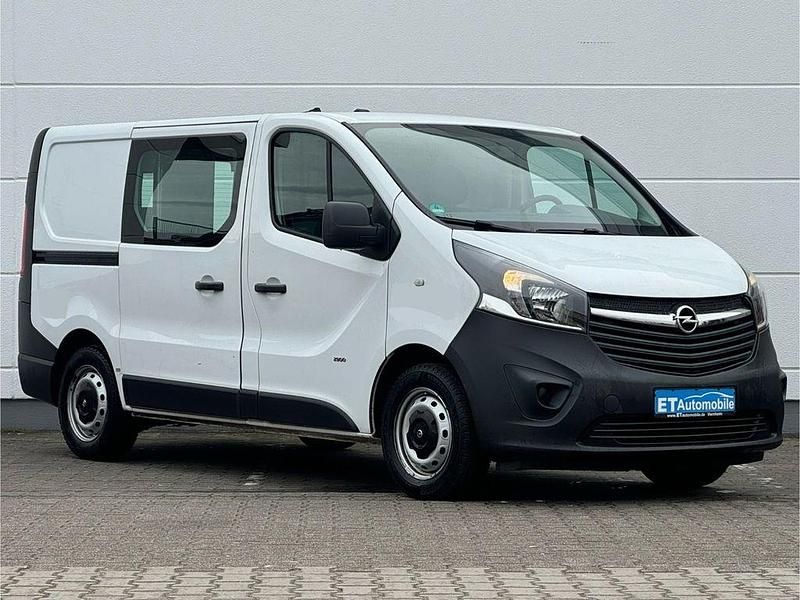 Gebraucht Opel Vivaro 120 PS (88 kW) 2015 Weiß Van / Kleinbus