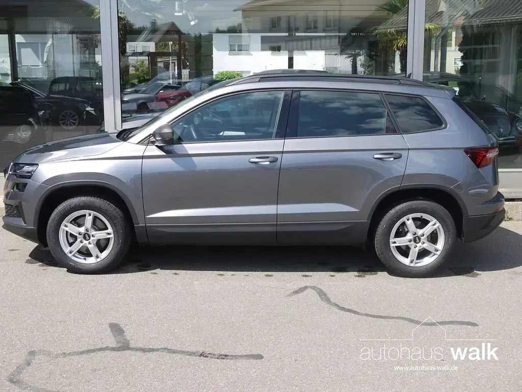Gebraucht Skoda Karoq Ambition 150 PS (110 kW) 2023 Grau SUV