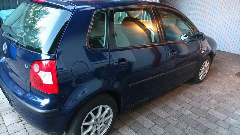 Blau Gebraucht 2003 VW Polo Kleinwagen | 2.700 € (Teuer) - Bild 1/4