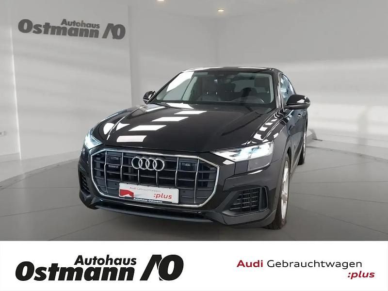 Gebraucht Audi Q8 Ambiente 340 PS (250 kW) 2022 Mythosschwarz metallic SUV