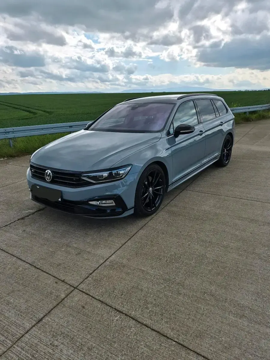 Gebraucht VW Passat R-line Edition 239 PS (175 kW) 2020 Grau Kombi
