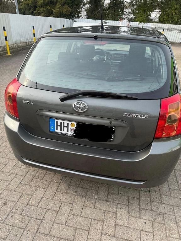 Gebraucht Toyota Corolla 110 PS (80 kW) 2004 Grau Limousine