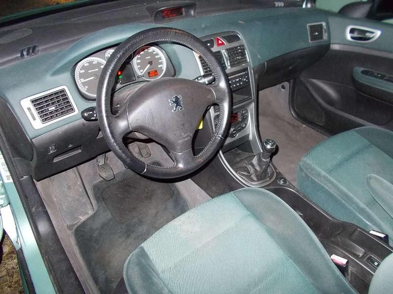 Gebraucht Peugeot 307 109 PS (80 kW) 2002 Grün Kombi