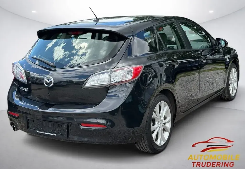 Gebraucht Mazda 3 90th Anniversary 105 PS (77 kW) 2011 Schwarz Limousine