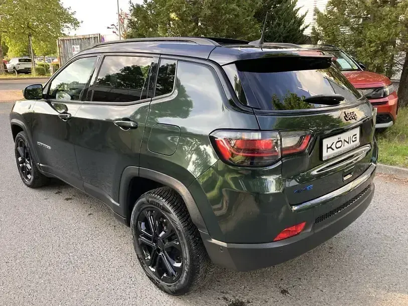 Gebraucht Jeep Compass North 239 PS (175 kW) 2025 Grün SUV