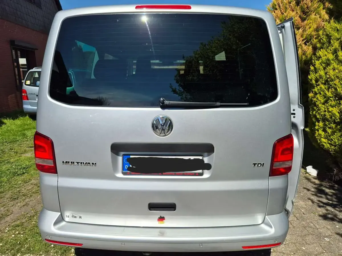 Gebraucht VW T5 Startline 102 PS (75 kW) 2014 Silber Van