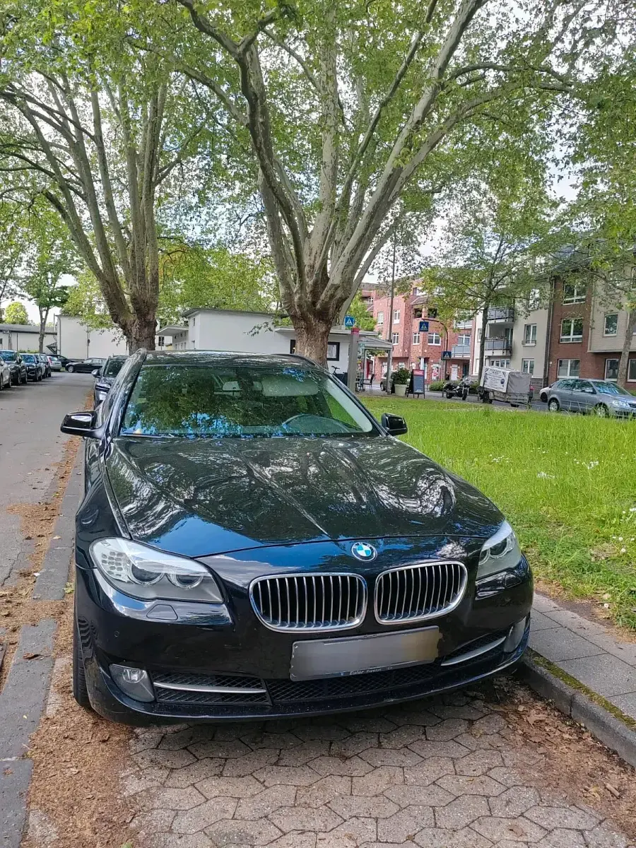 Usata BMW 520 184 CV (135 kW) 2012 Nero Station wagon