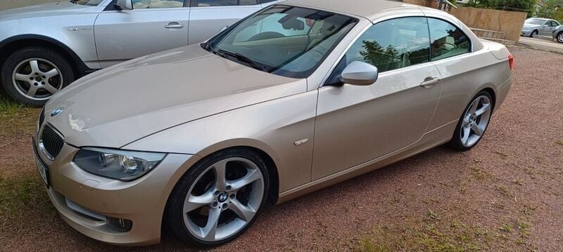 Gold Gebraucht 2012 BMW 330 Cabriolet Exclusive Cabrio | 19.900 € (Fairer Preis) - Bild 1/4