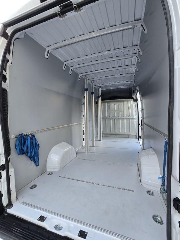 Gebraucht Fiat Ducato 177 PS (130 kW) 2023 Weiß Van