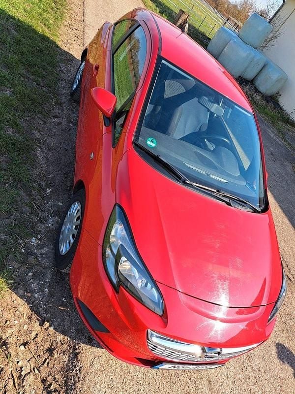 Gebraucht Opel Corsa Edition 69 PS (50 kW) 2016 Rot Kleinwagen