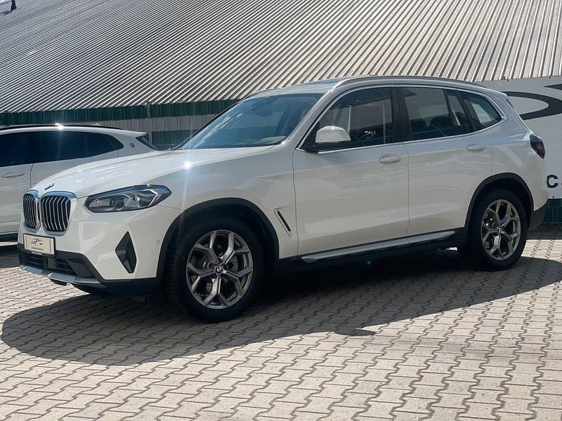 Weiß Gebraucht 2024 BMW X3 Sport Line SUV | 46.390 € (Superpreis) - Bild 1/4