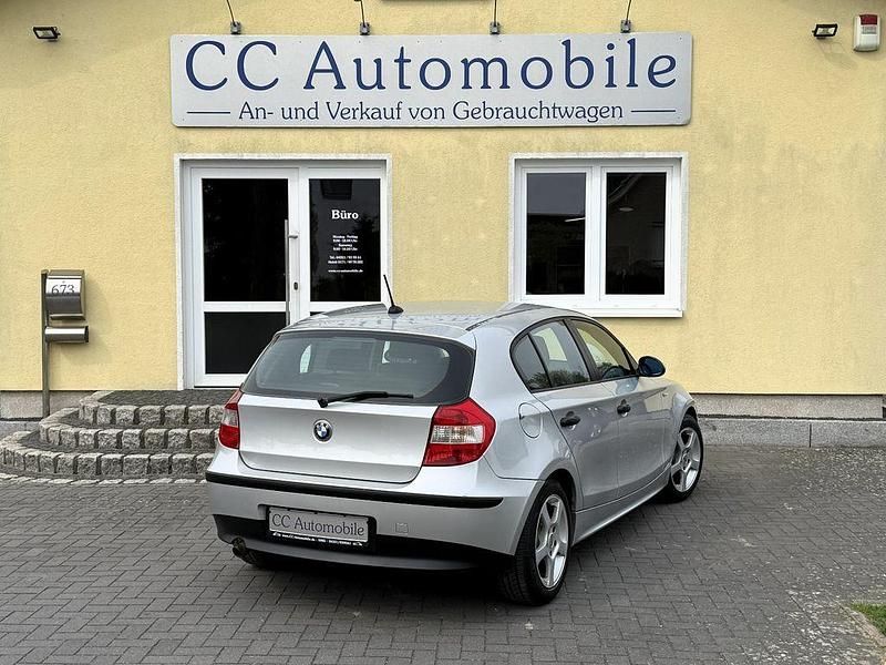 Gebraucht BMW 118 122 PS (89 kW) 2006 Silber Kleinwagen