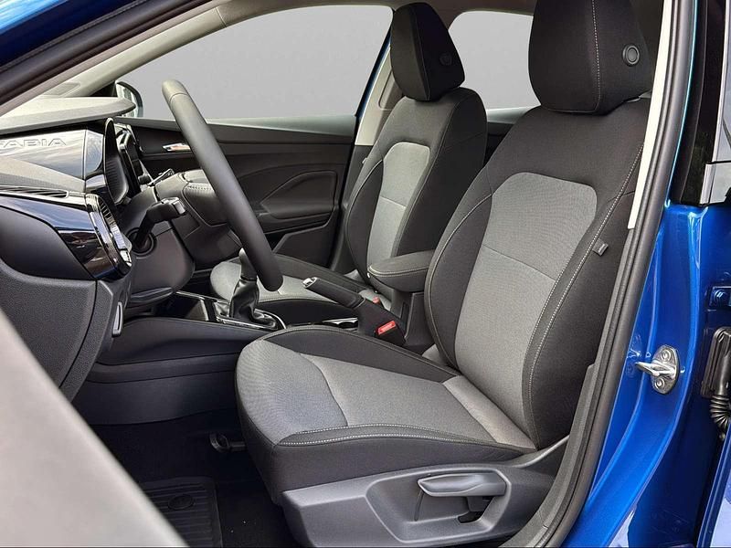 Neu Skoda Fabia 2026 Raceblau metallic Kleinwagen