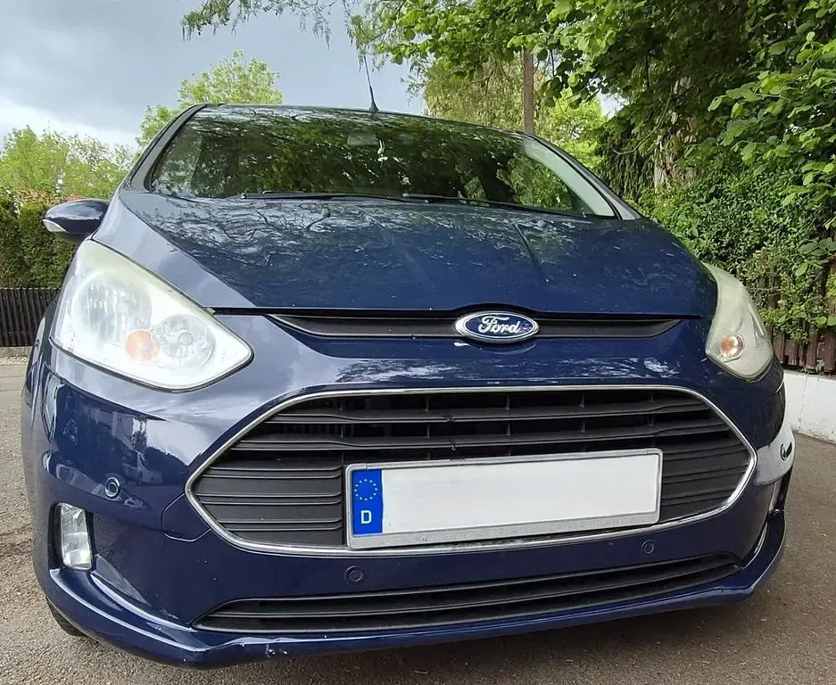Używany Ford B-MAX SYNC Edition 101 KM (74 kW) 2015 Niebieski Minivan