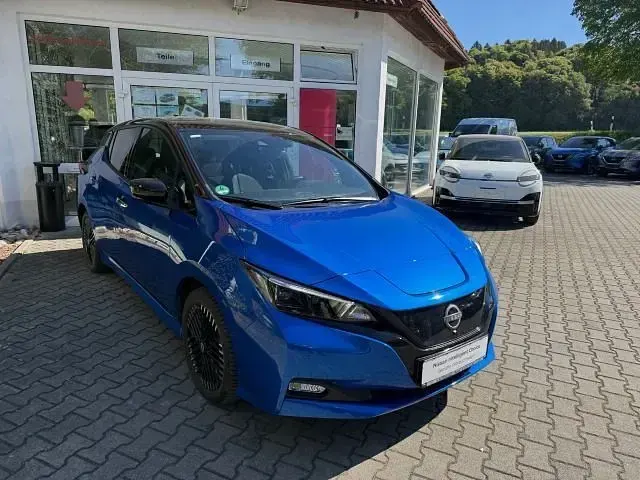 Usata Nissan Leaf 360º 110 kW (150 CV) 2023 Blu Utilitaria