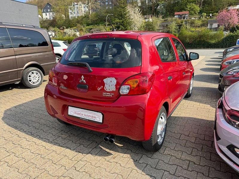 Second-hand Mitsubishi Space Star Classic Collection 71 CP (52 kW) 2015 Roșu Berlinǎ