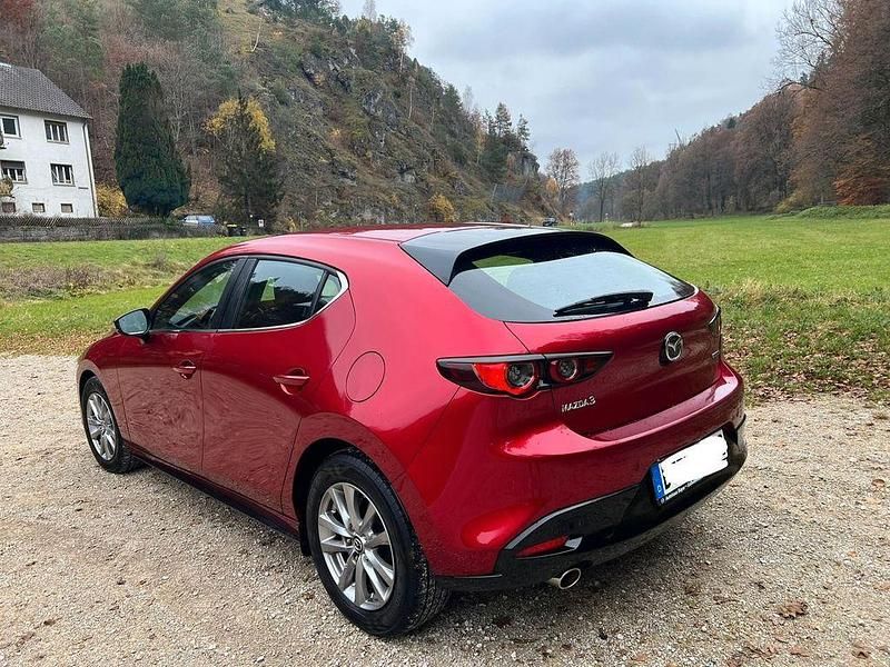 Gebraucht Mazda 3 Selection 122 PS (89 kW) 2019 Rot Limousine