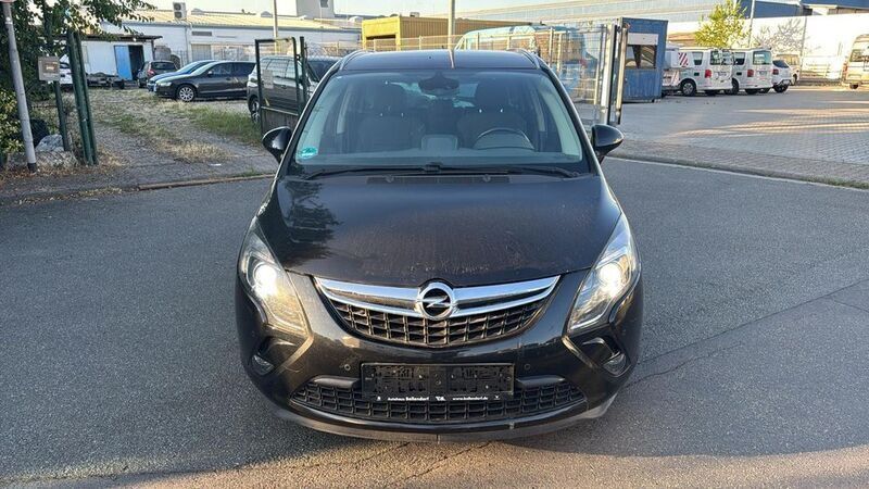 Schwarz Gebraucht 2013 Opel Zafira Innovation Van / Kleinbus | 6.000 € (Superpreis) - Bild 1/4
