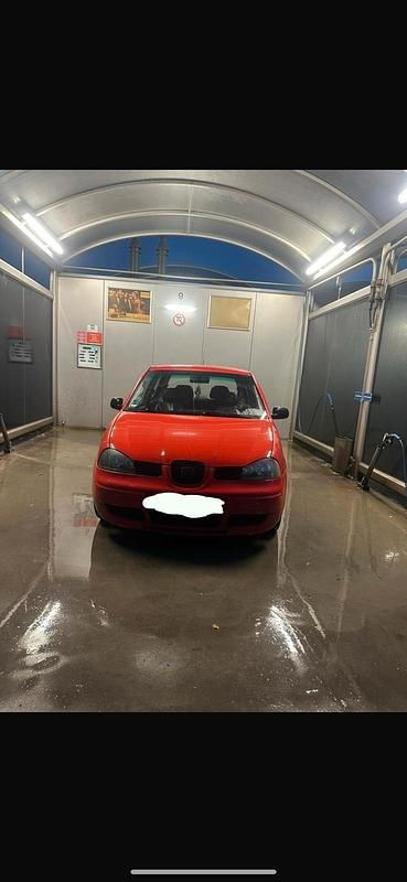 Rot Gebraucht 2001 Seat Arosa Kleinwagen | 1.250 € (Fairer Preis) - Bild 1/4