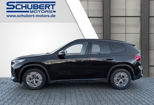Gebraucht BMW iX1 Shadowline 150 kW (204 PS) 2025 Schwarz SUV