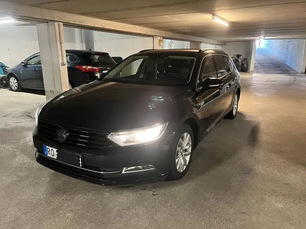 Gebraucht VW Passat Comfortline 150 PS (110 kW) 2015 Schwarz Kombi