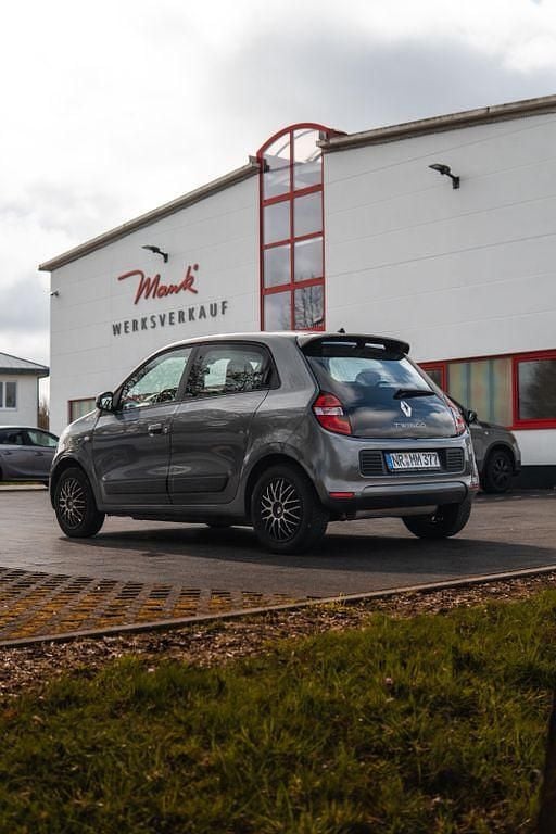 Gebraucht Renault Twingo SE 71 PS (52 kW) 2016 Grau Kleinwagen
