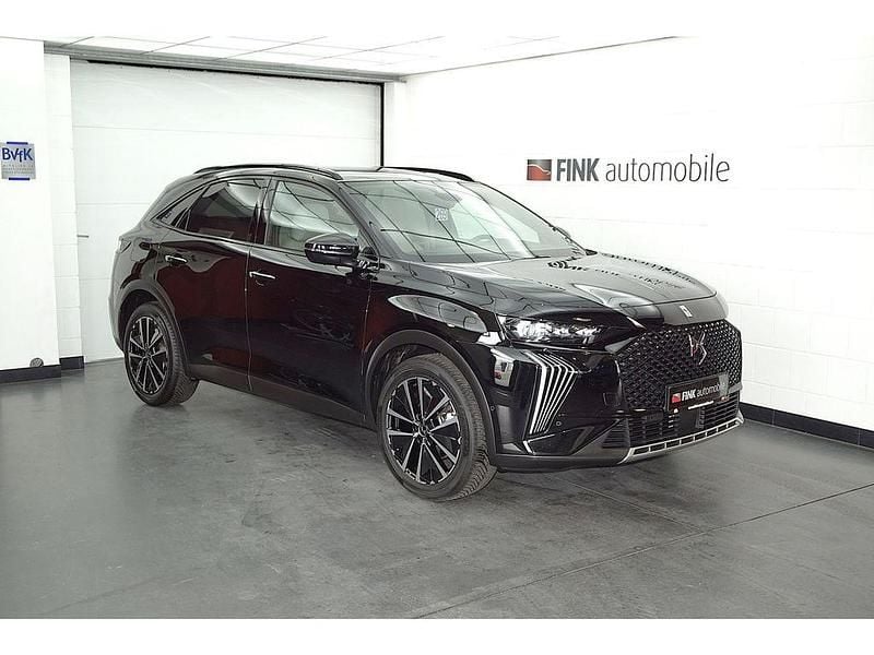 Schwarz Gebraucht 2024 DS Automobiles DS7 Crossback Opera SUV | 31.330 € (Guter Preis) - Bild 1/2