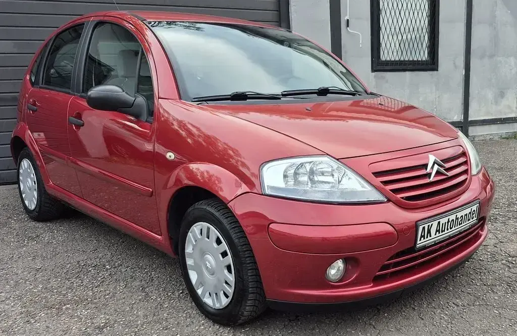 Gebraucht Citroën C3 Comfort 73 PS (53 kW) 2005 Rot Limousine