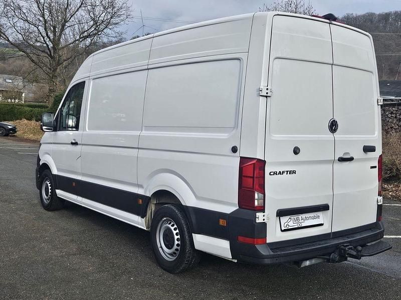 Gebraucht VW Crafter 177 PS (130 kW) 2021 Weiß Van