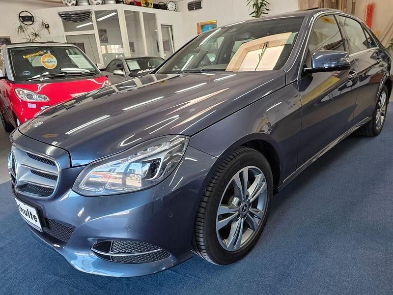 Gebraucht Mercedes E200 Avantgarde 184 PS (135 kW) 2013 Grau Limousine