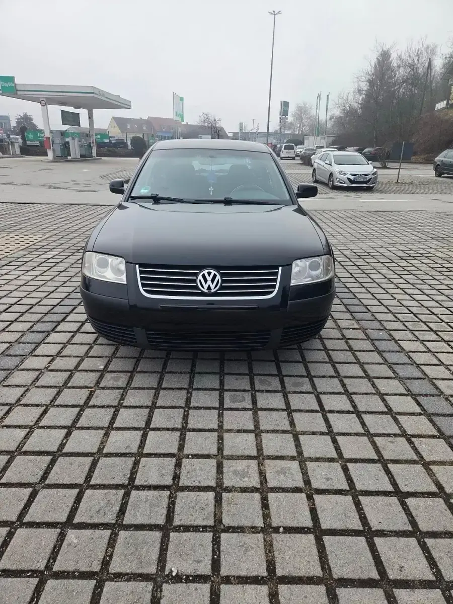 Gebraucht VW Passat 2003 Schwarz Limousine